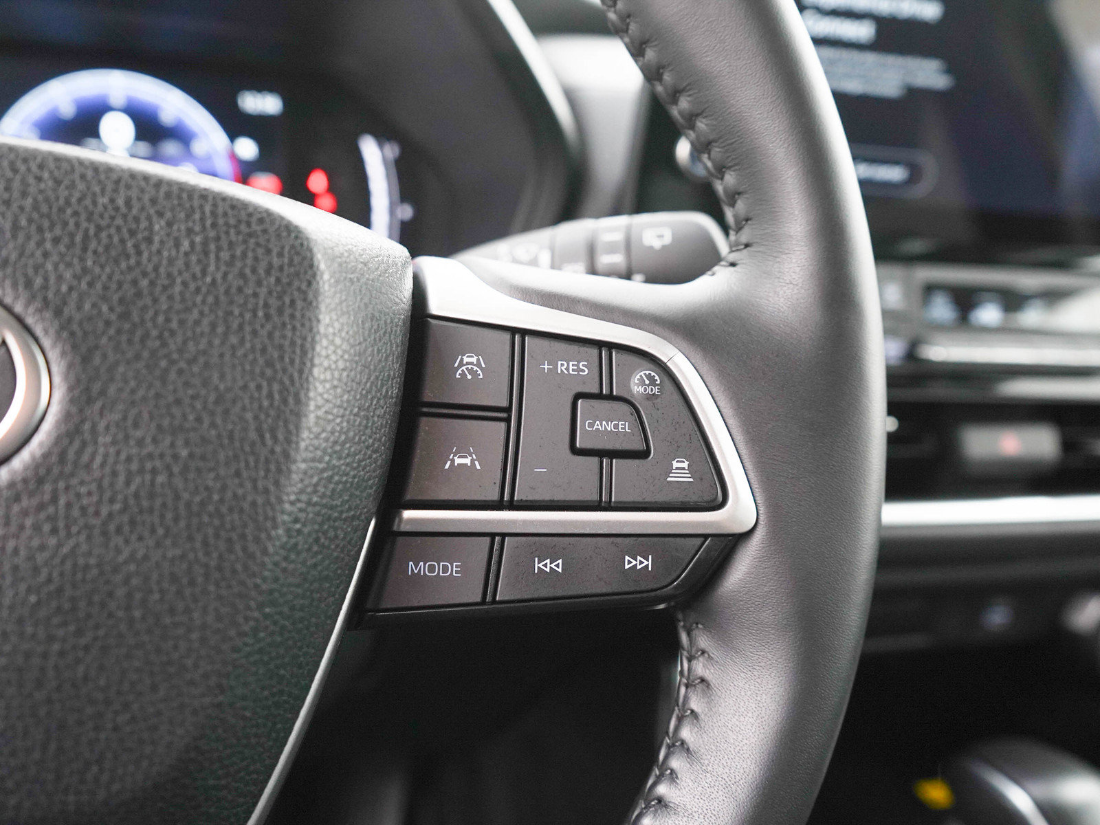 Used 2025 Toyota Grand Highlander AWD image 28