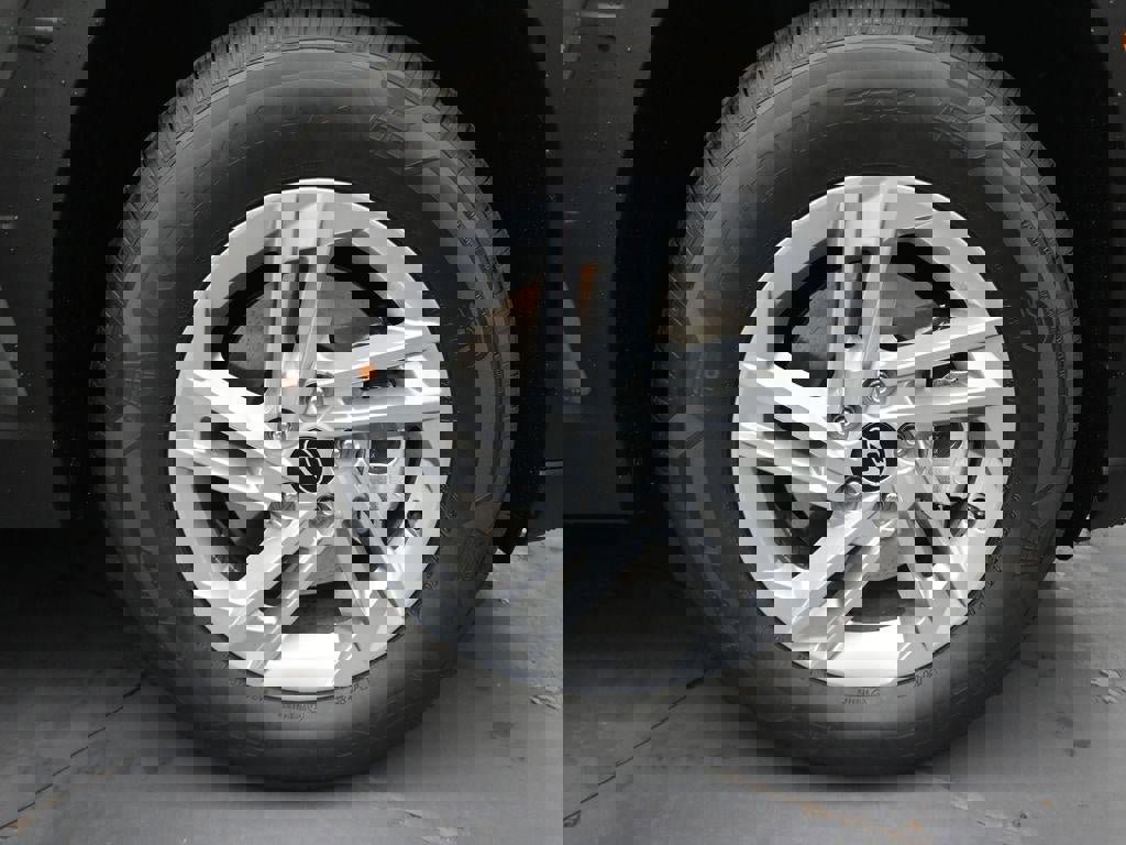 New 2026 Hyundai Tucson SE image 29