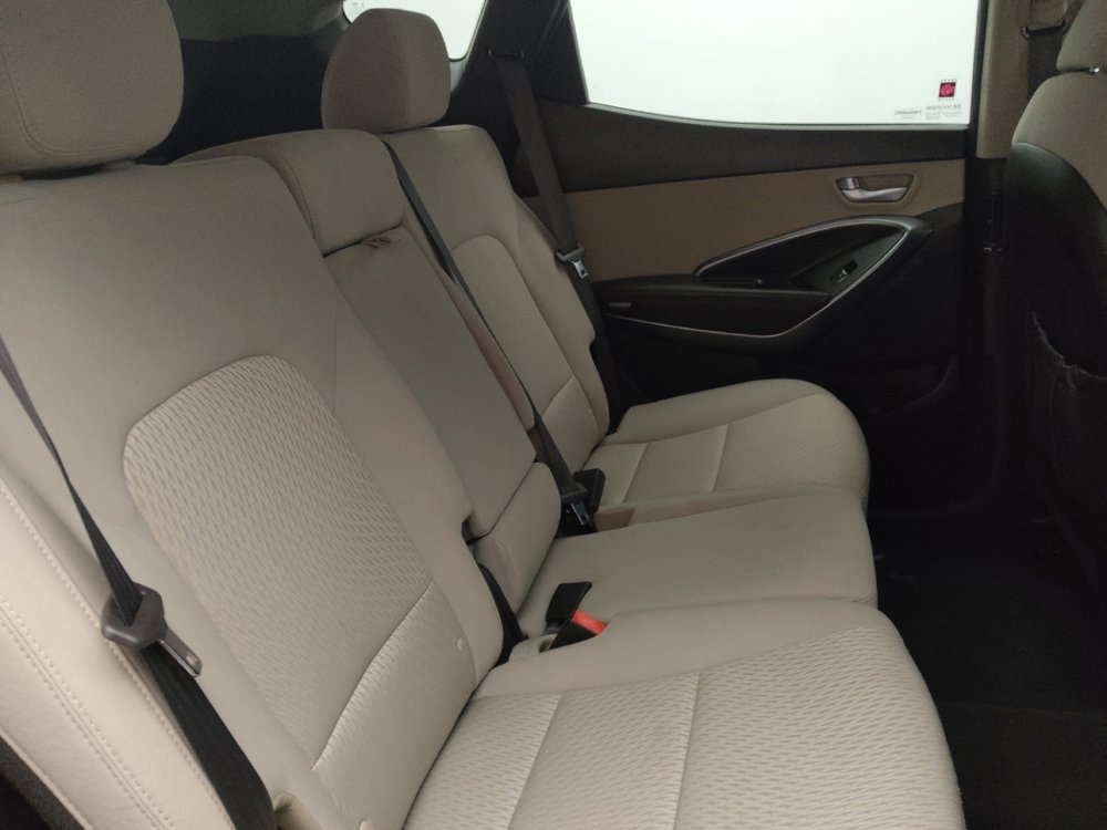 Used 2017 Hyundai Santa Fe Sport image 19