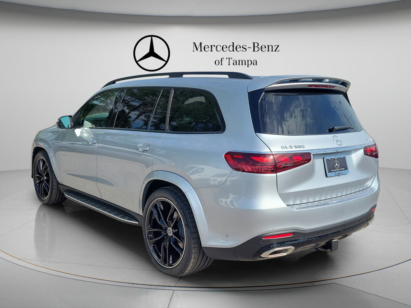 New 2026 Mercedes-Benz GLS 580 4MATIC image 2