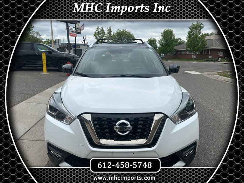 Used 2019 Nissan Kicks SR w/ SR Premium Package FWD image 1