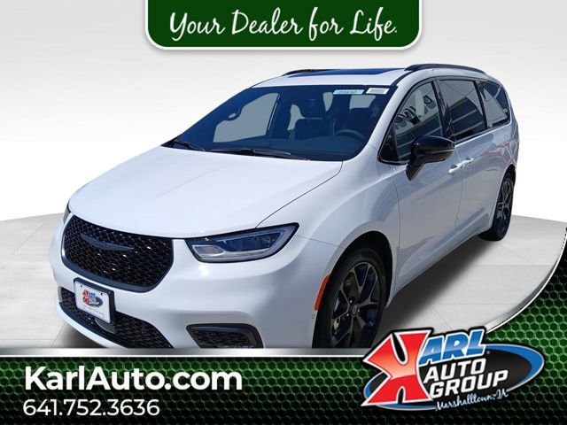 New 2025 Chrysler Pacifica Limited image 1