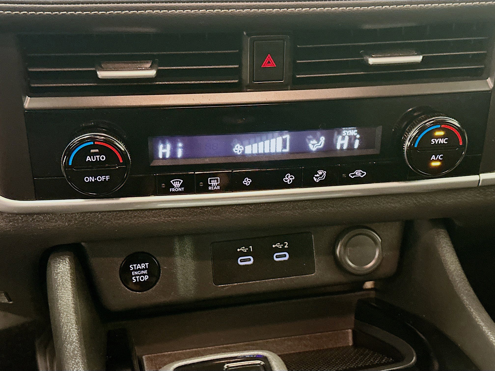 Used 2025 Nissan Rogue SV image 24