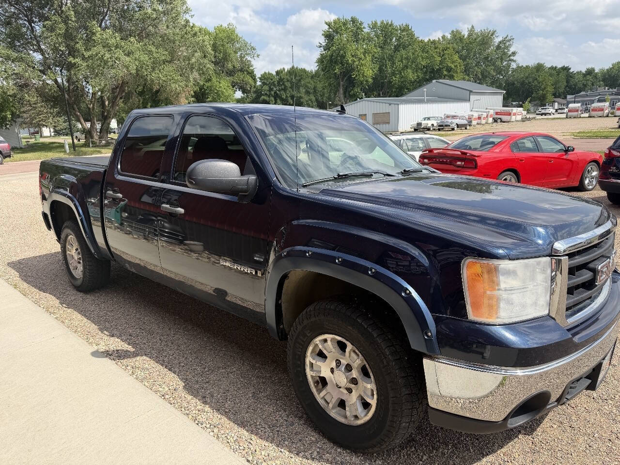 Used 2007 GMC Sierra 1500 SLE w/ SLE/SLT Trailering Package AWD/4WD image 4