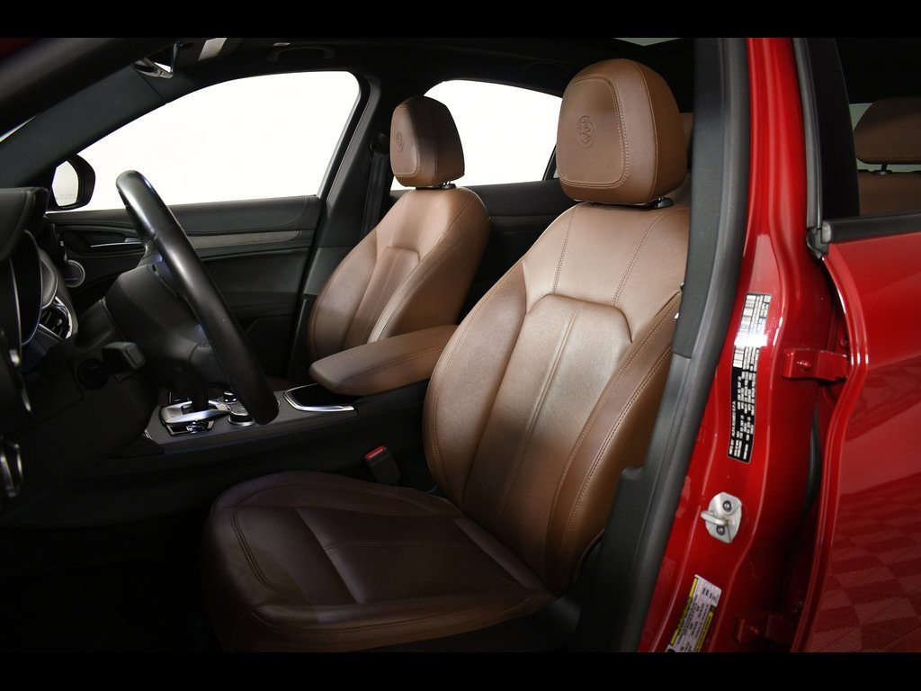 Used 2022 Alfa Romeo Stelvio Ti image 24