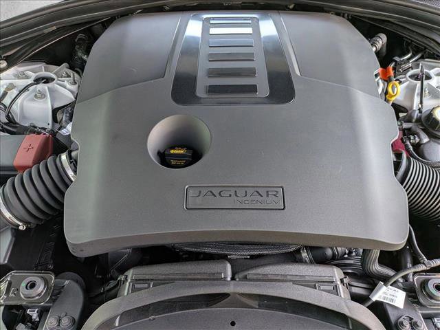 New 2026 Jaguar F-PACE R-Dynamic S image 16