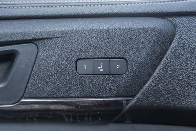 Used 2016 GMC Acadia Denali image 48