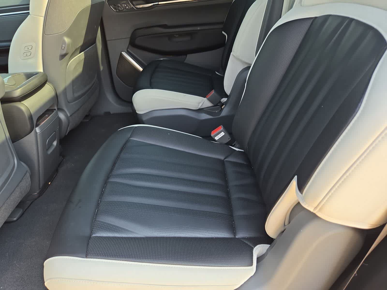 Certified 2024 Kia EV9 GT-Line AWD/4WD image 18