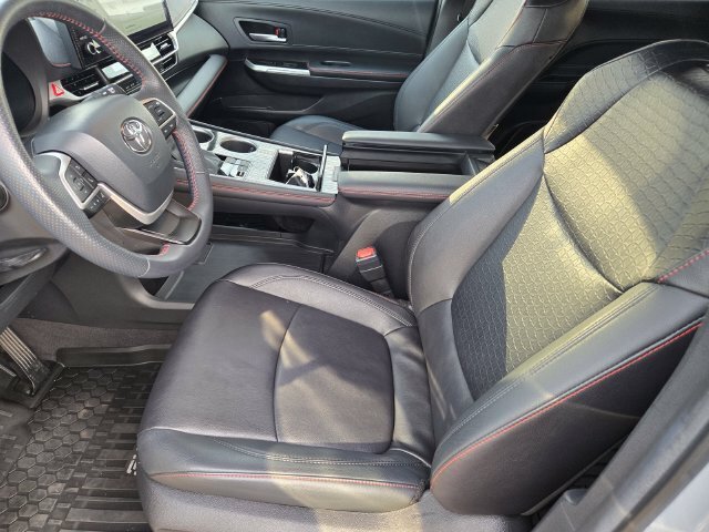 Certified 2025 Toyota Sienna XSE w/ XSE Plus Package AWD/4WD image 18