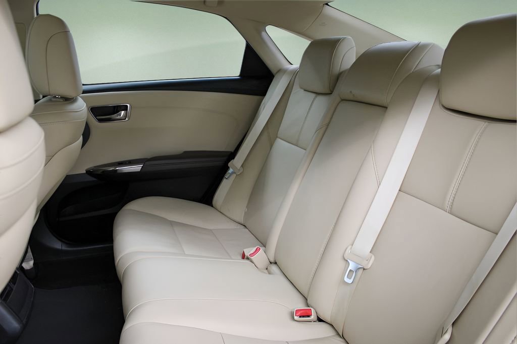 Used 2016 Toyota Avalon XLE Plus FWD image 21