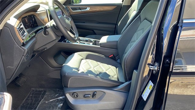 New 2026 Volkswagen Atlas SE image 12