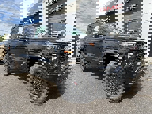 New 2026 GMC Canyon Elevation w/ Convenience Package image 3