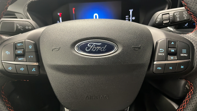 Used 2024 Ford Escape ST-Line w/ Tech Pack #1 AWD/4WD image 16