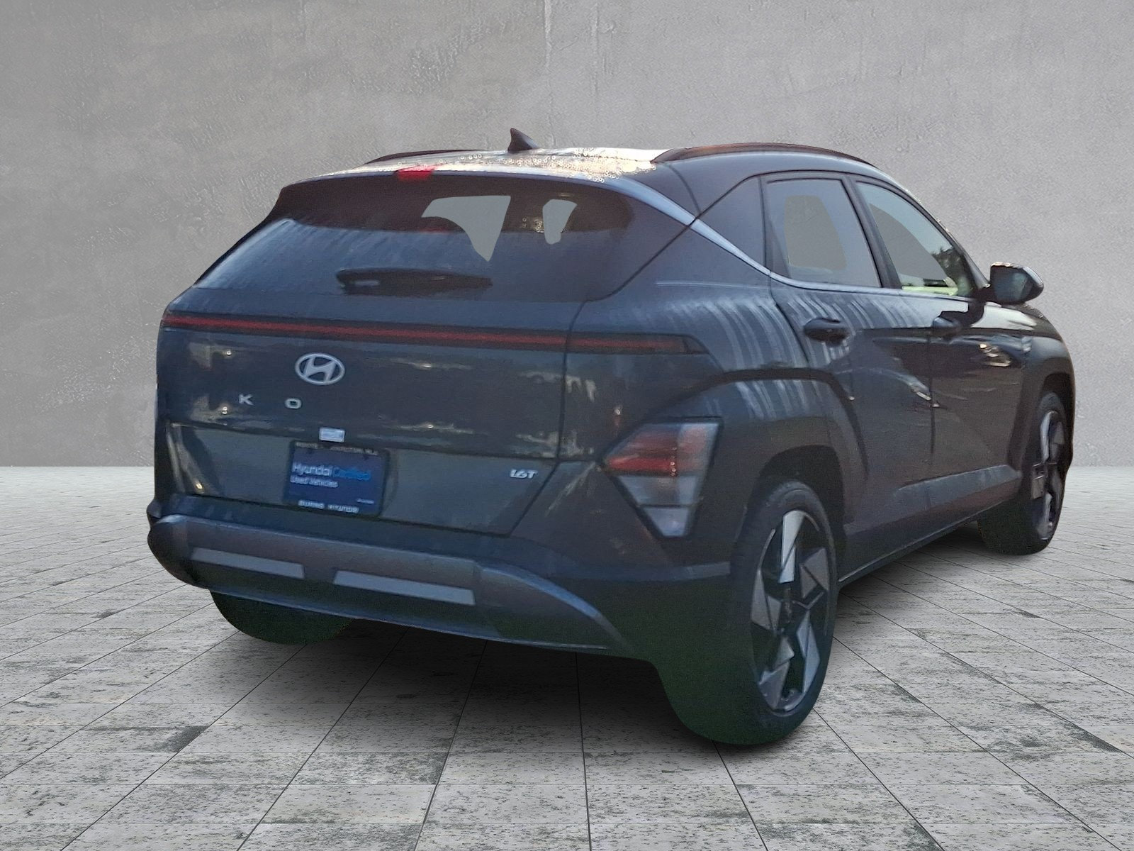 Used 2026 Hyundai Kona Limited FWD image 4