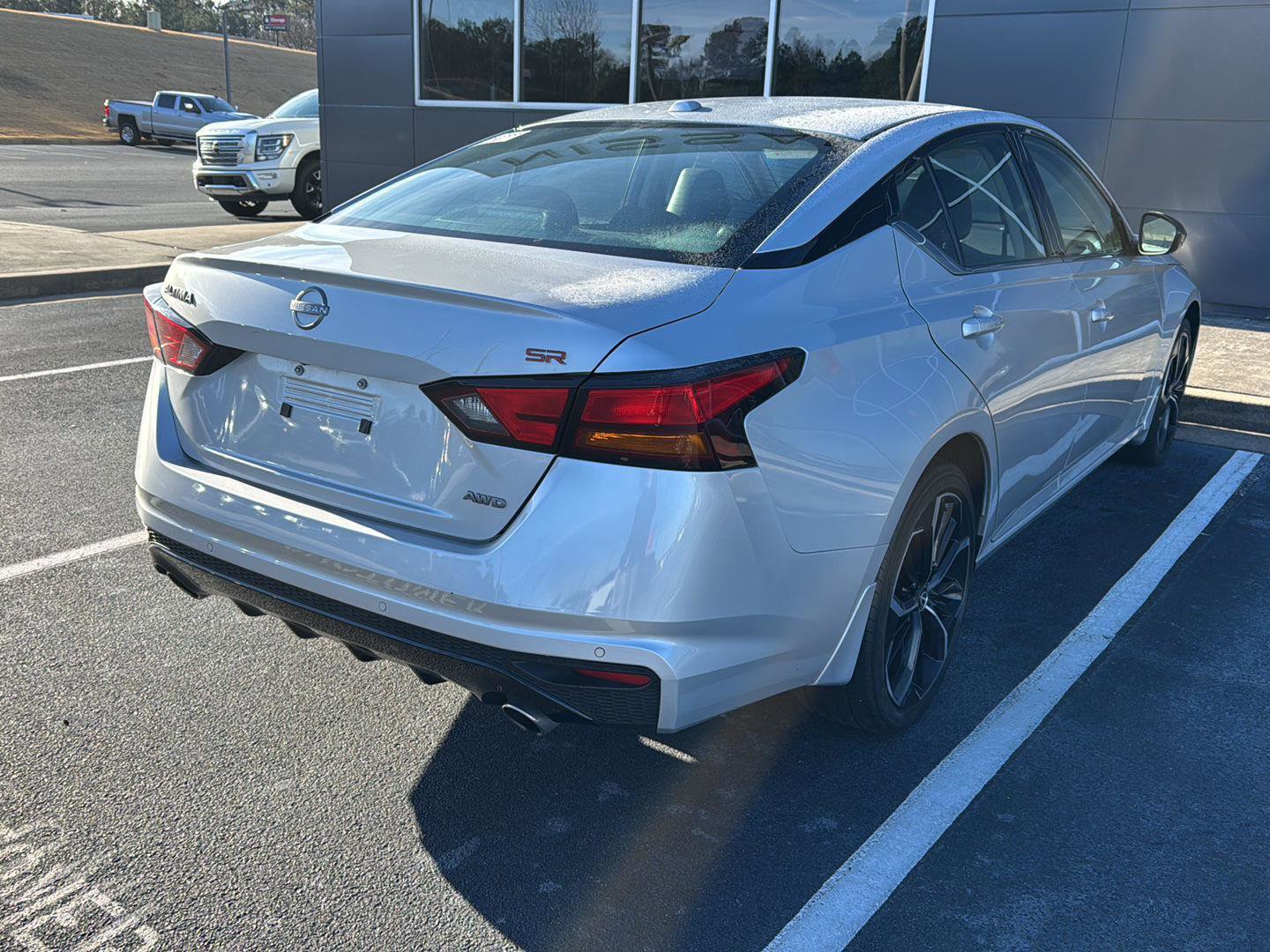 Used 2024 Nissan Altima 2.5 SR w/ SR Premium Package image 6