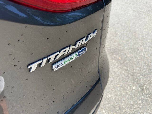 Used 2016 Ford Escape Titanium w/ Equipment Group 301A AWD/4WD image 6