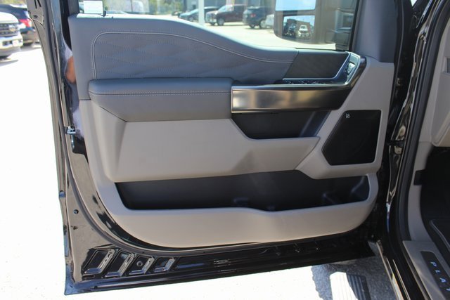 New 2026 Ford F450 Platinum image 6