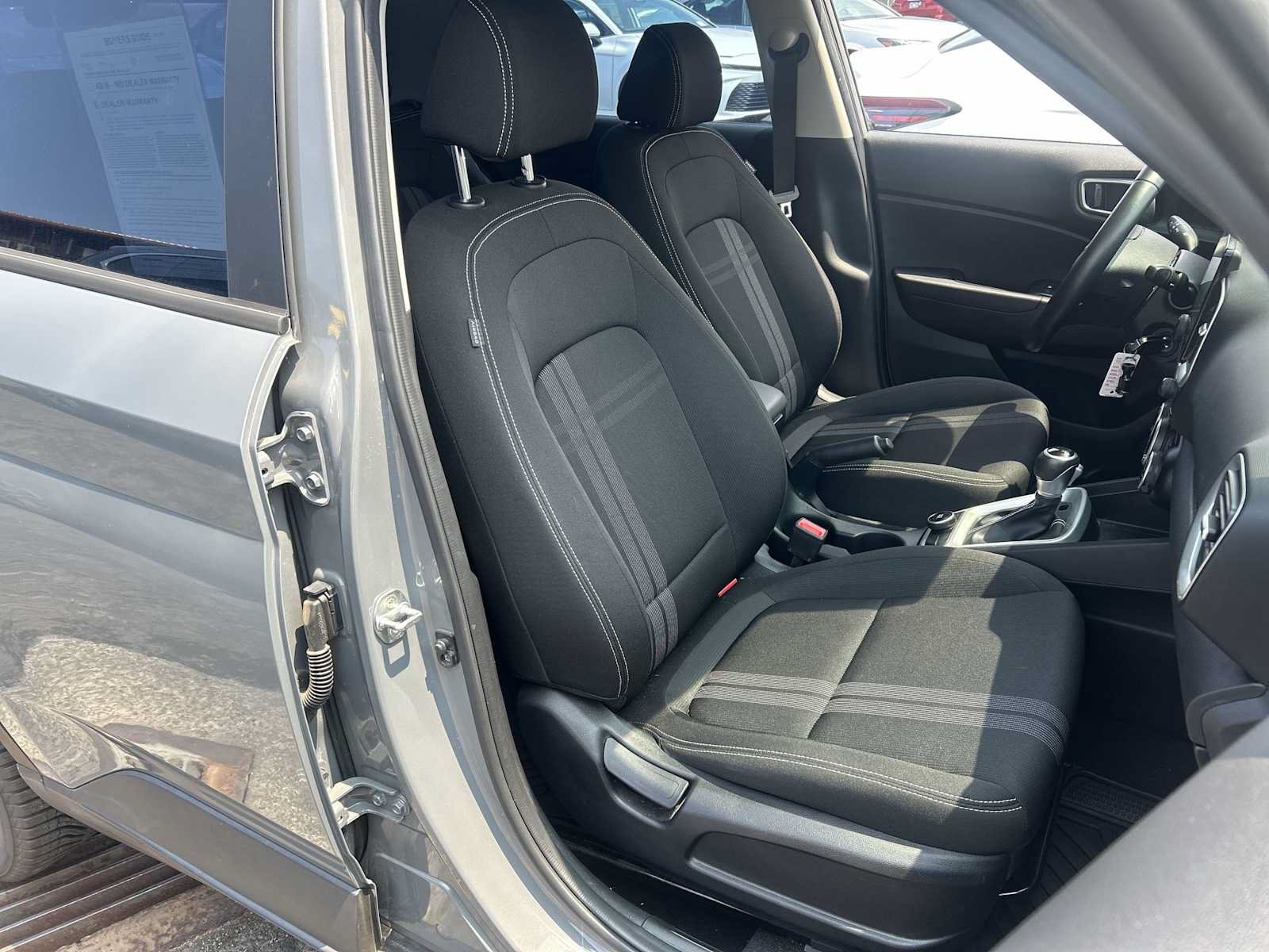 Used 2022 Hyundai Venue SEL w/ Cargo Package FWD image 25