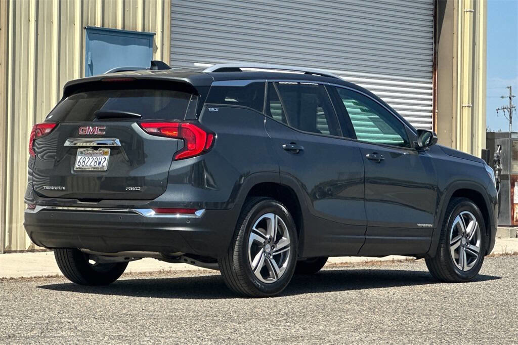 Used 2020 GMC Terrain SLT w/ Preferred Package image 7