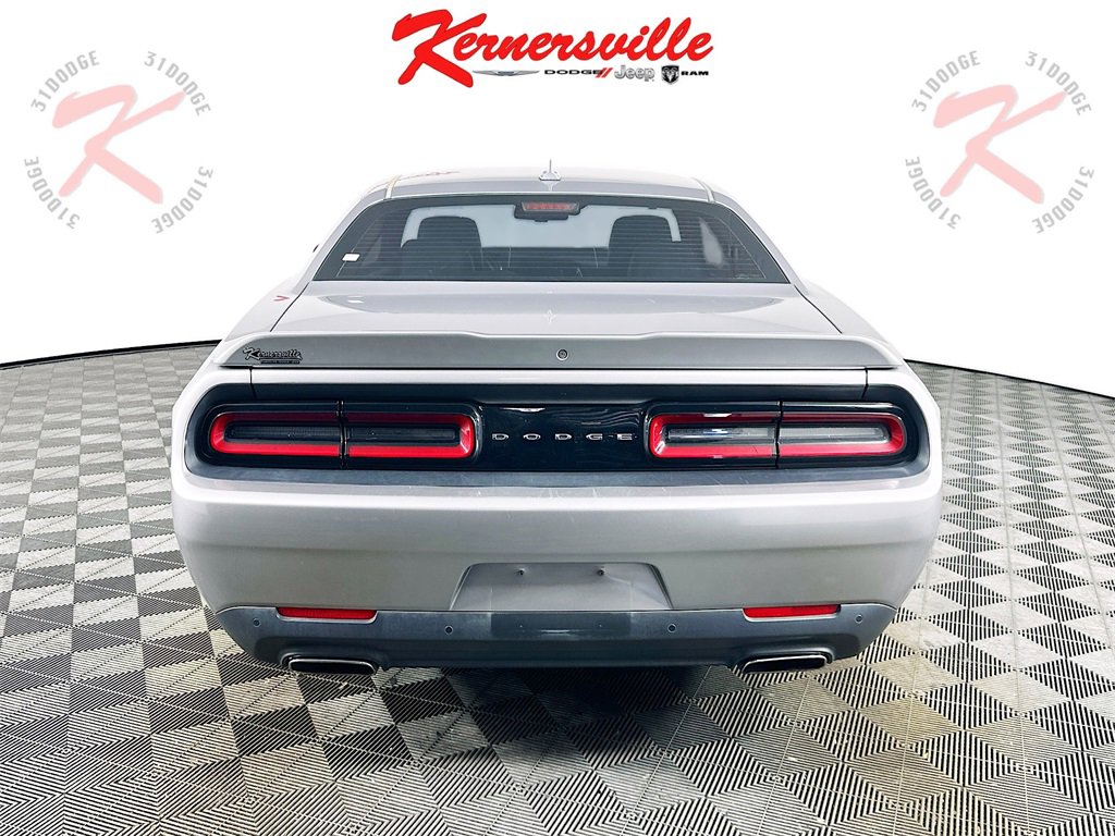 Used 2018 Dodge Challenger SXT Plus image 6