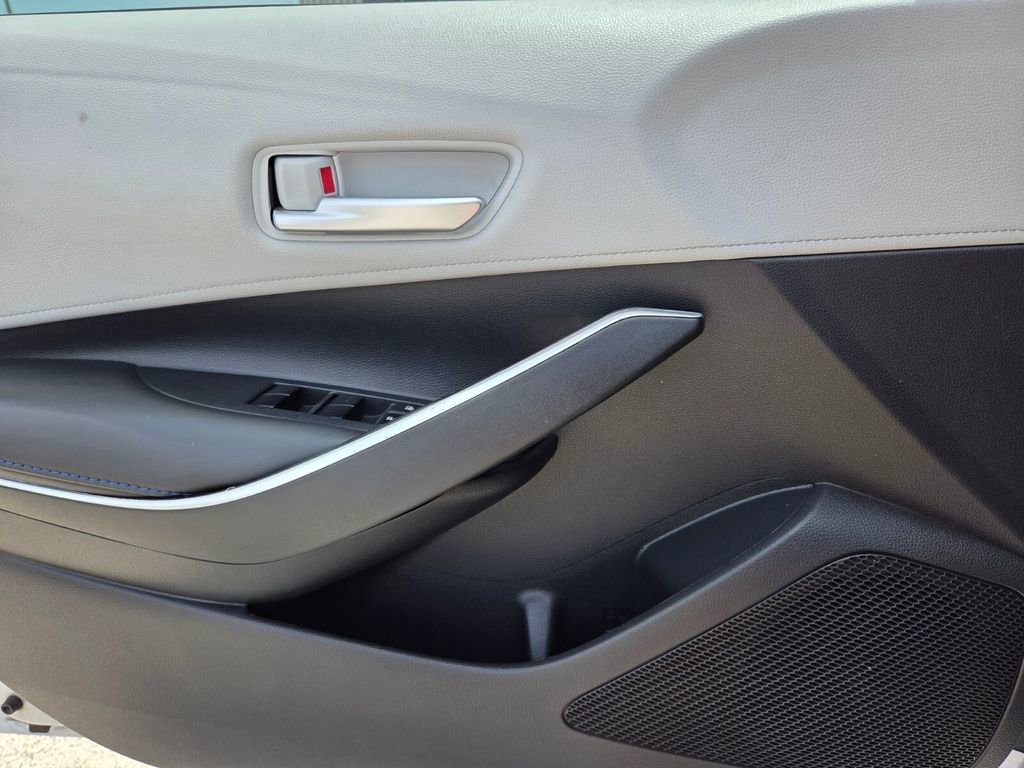 Used 2020 Toyota Corolla SE FWD image 20