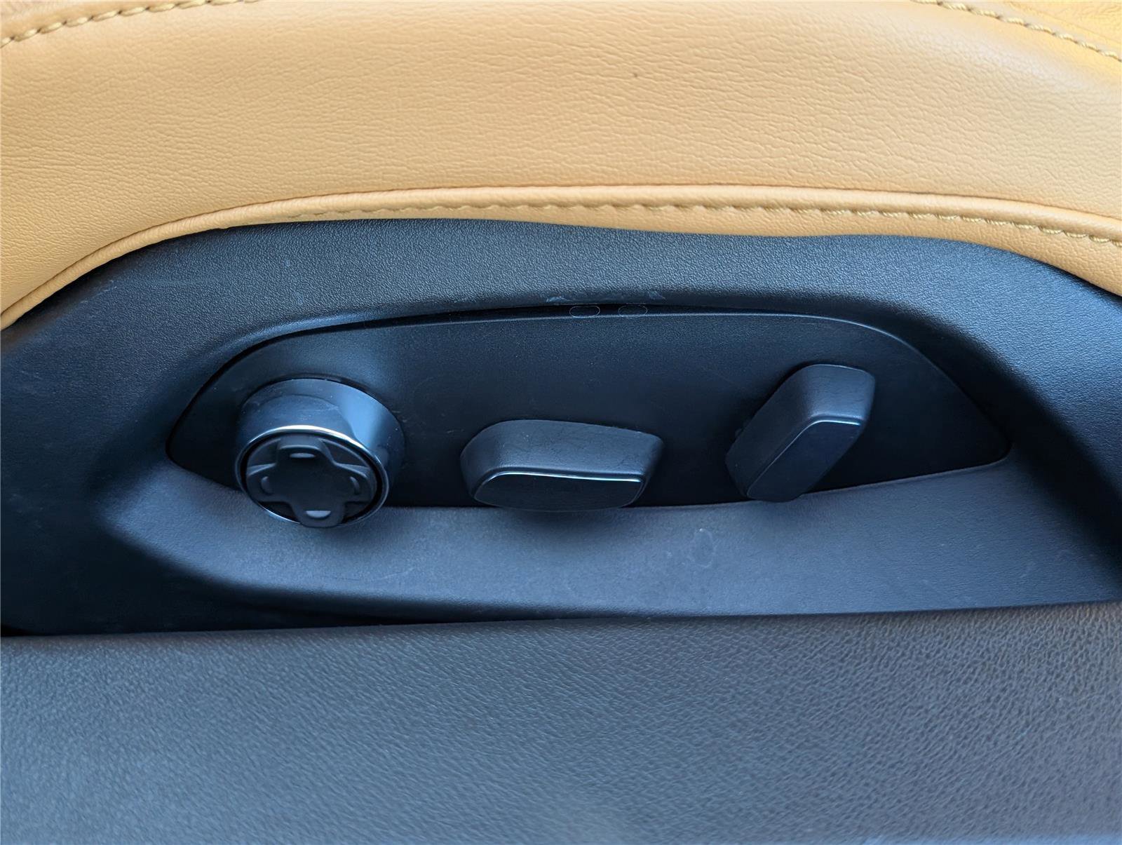 Used 2023 Chevrolet Corvette Stingray Preferred Cpe w/ 2LT image 18