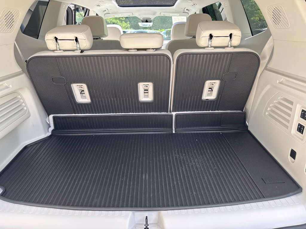 Used 2026 Buick Enclave Avenir w/ Super Cruise Package FWD image 35