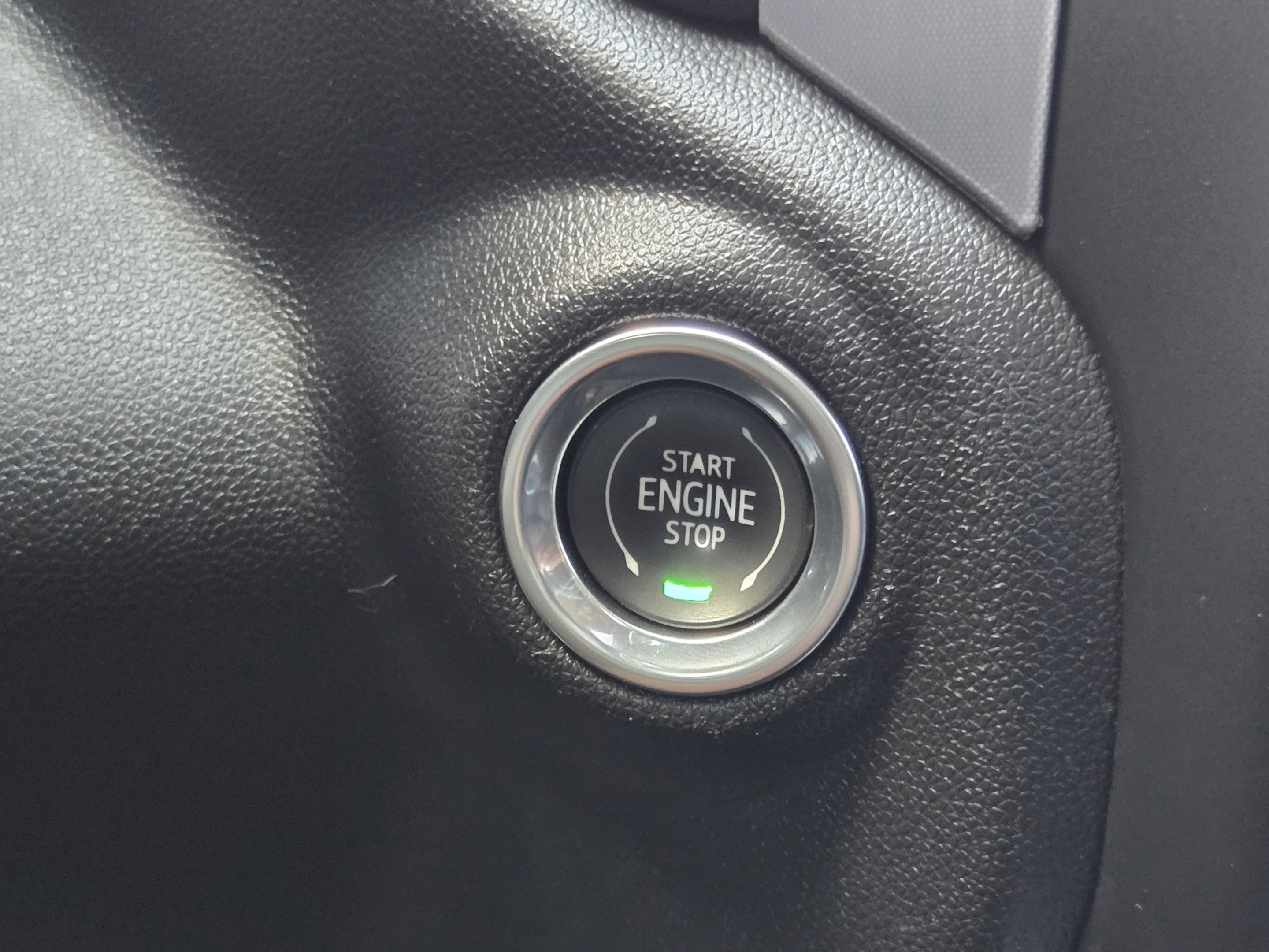 Used 2020 GMC Sierra 2500 SLE w/ SLE Value Package; AWD/4WD image 17