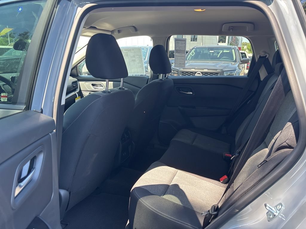New 2026 Nissan Rogue SV w/ Cold Weather Package FWD image 15