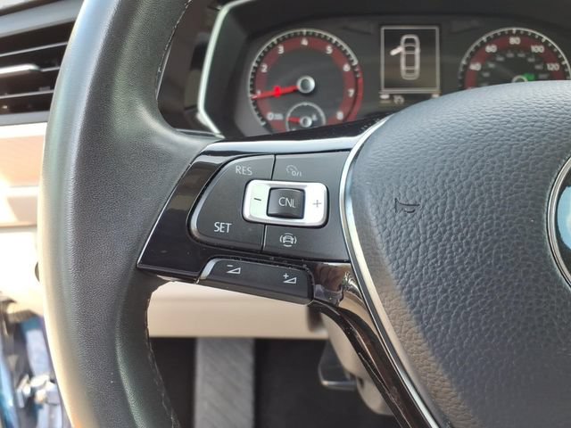 Used 2020 Volkswagen Jetta SE w/ SE Cold Weather Package FWD image 19