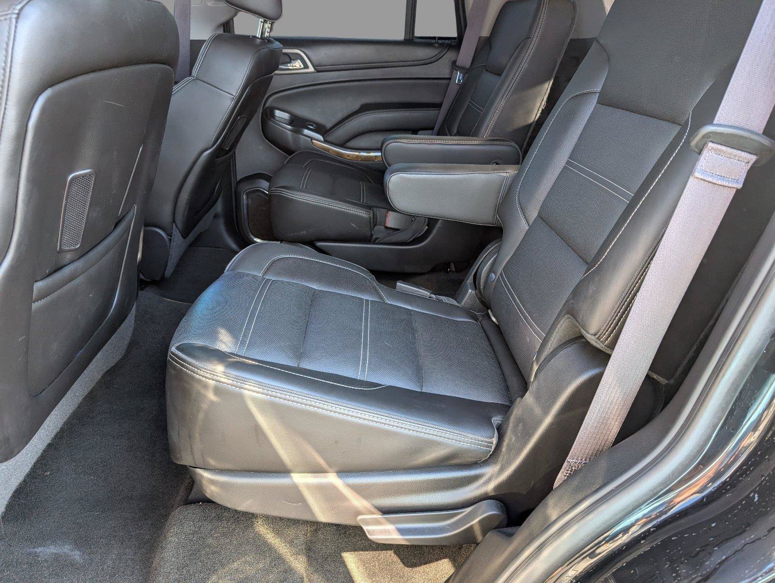 Used 2015 GMC Yukon Denali w/ Premium Package RWD image 35