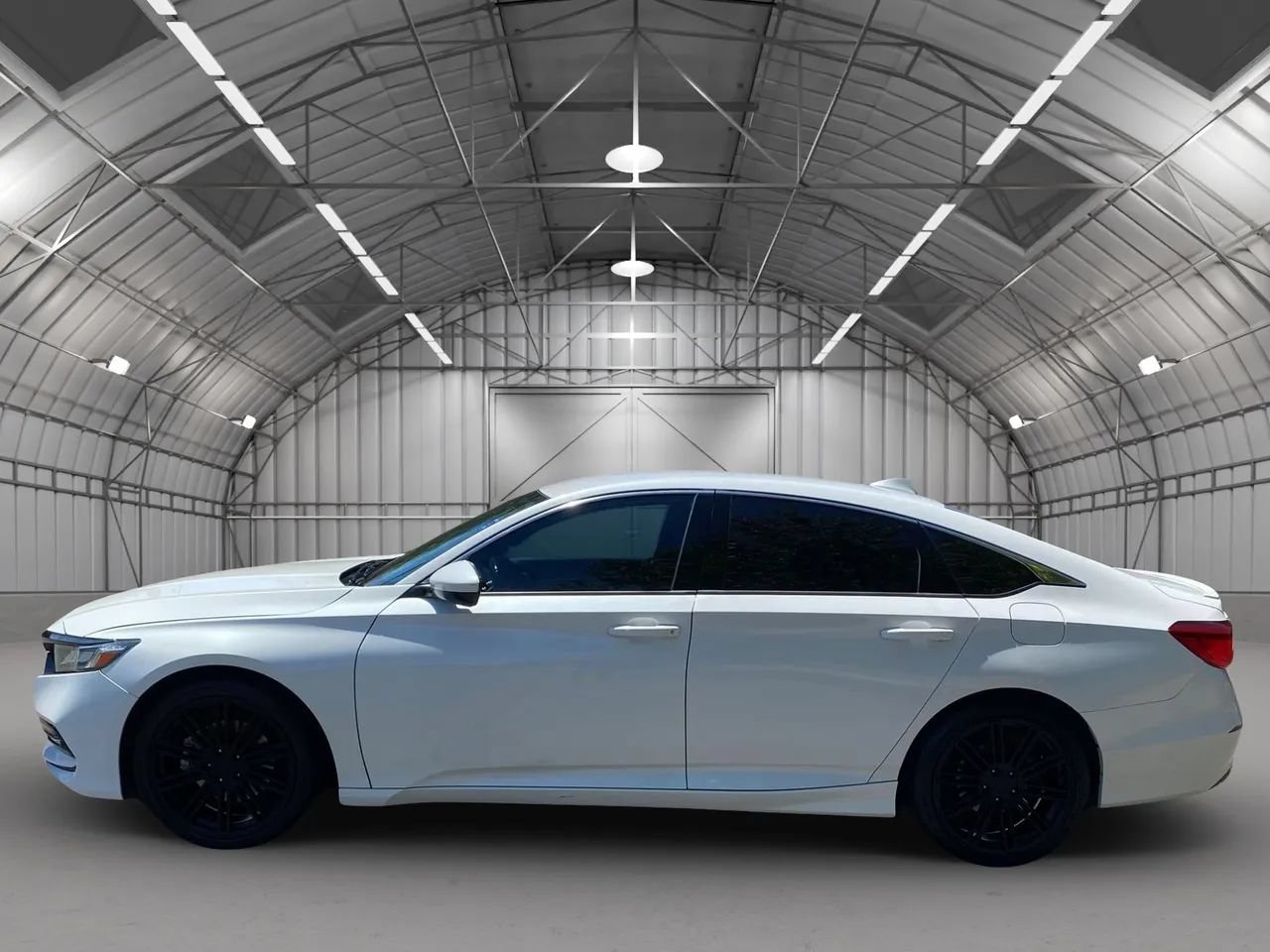 Used 2020 Honda Accord Sport image 3