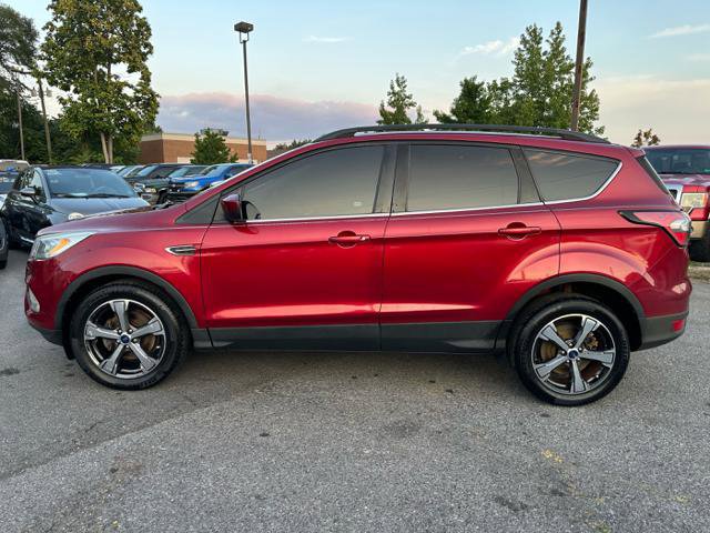 Used 2017 Ford Escape SE w/ SE Leather Comfort Package image 8