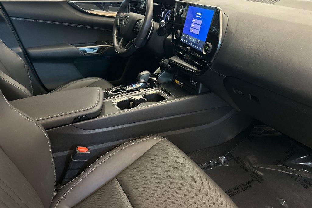 Certified 2025 Lexus NX 350h AWD w/ Cold Area Package image 16