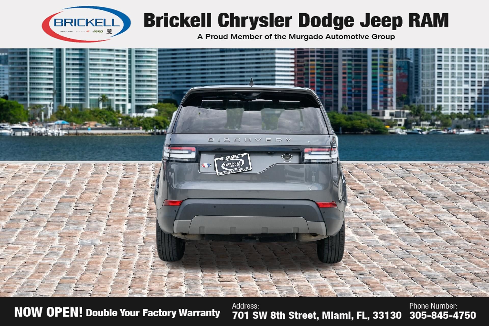 Used 2019 Land Rover Discovery SE AWD/4WD image 6