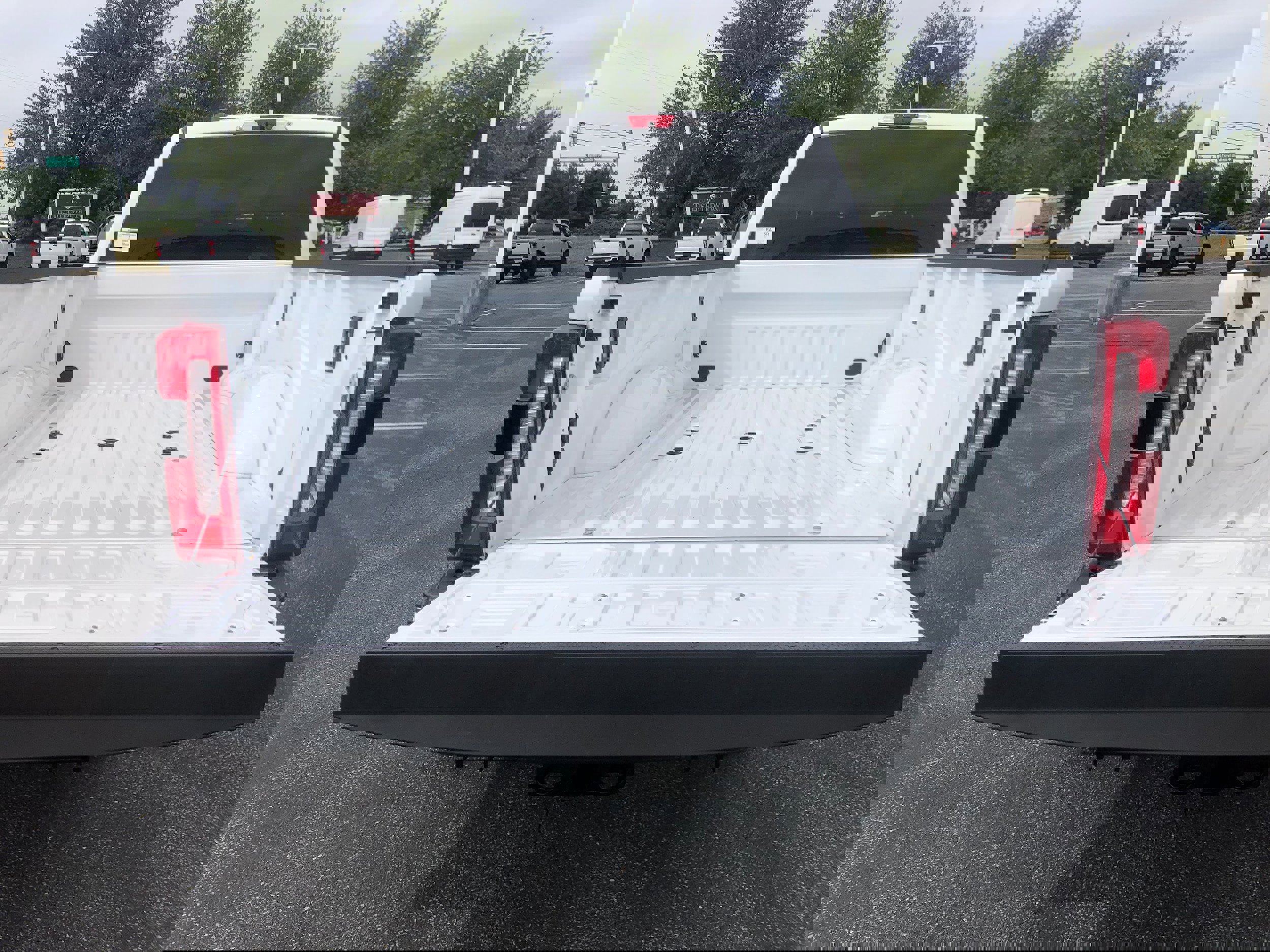 New 2026 Ford F350 XLT image 9