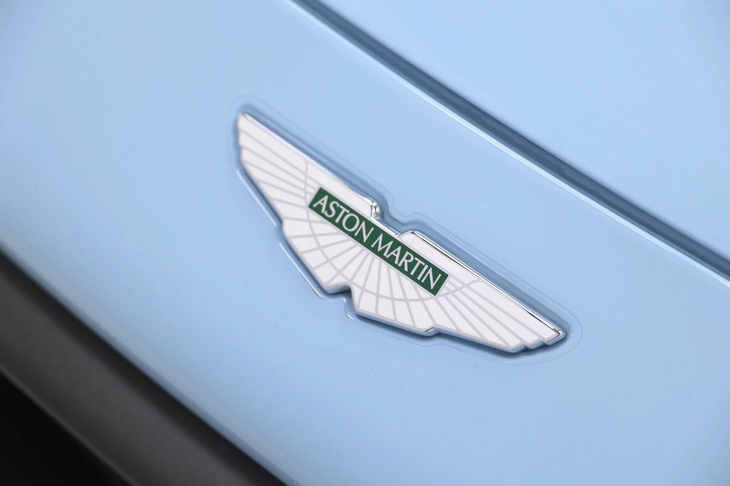 Used 2020 Aston Martin V8 Vantage Coupe RWD image 8