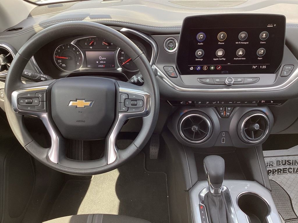 Used 2025 Chevrolet Blazer LT AWD/4WD image 21