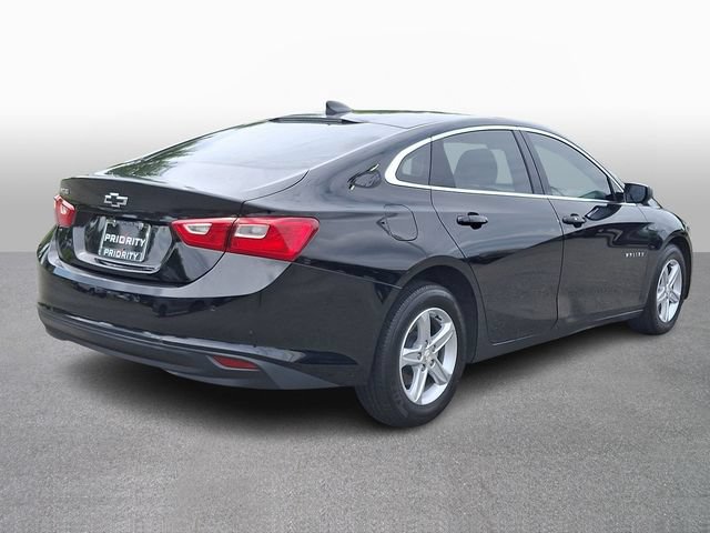 Used 2025 Chevrolet Malibu LS FWD image 4