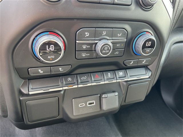 Used 2022 Chevrolet Silverado 1500 LT image 16