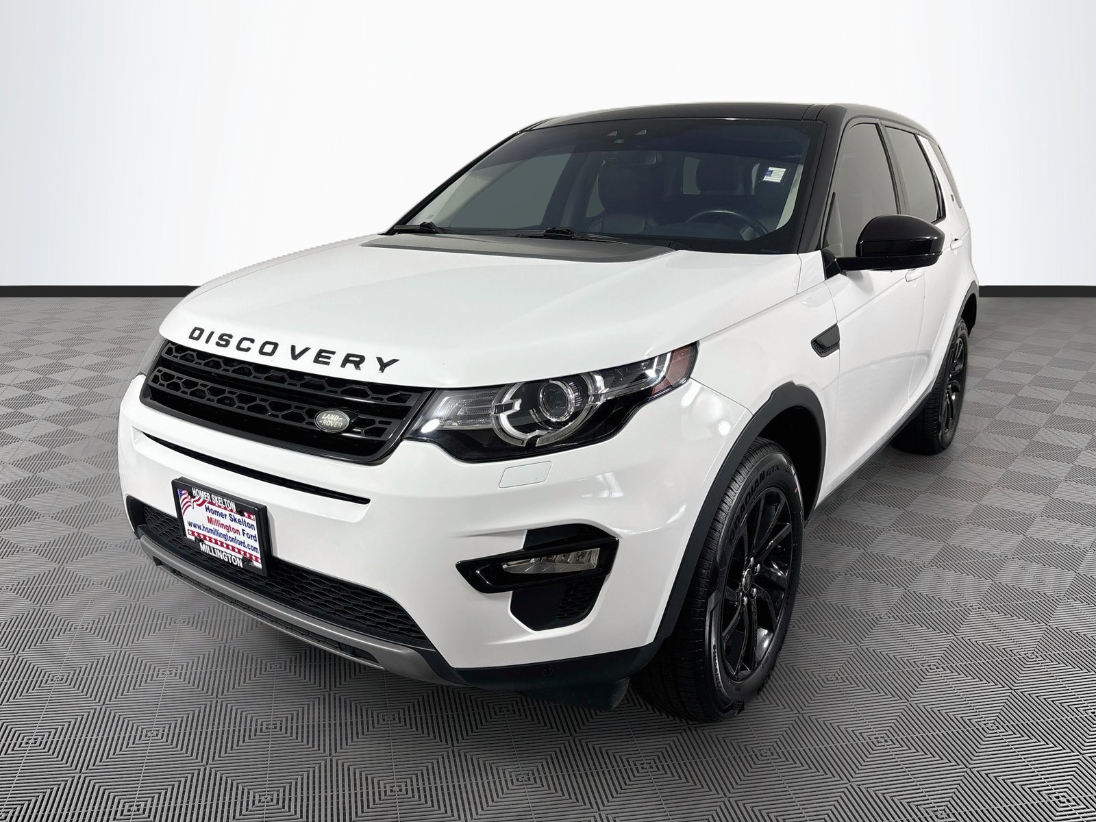 Used 2017 Land Rover Discovery Sport HSE AWD/4WD image 3