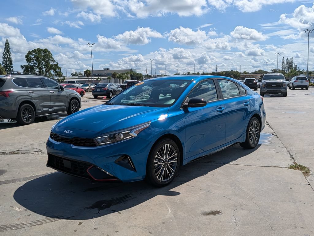 Certified 2024 Kia Forte GT-Line FWD image 4