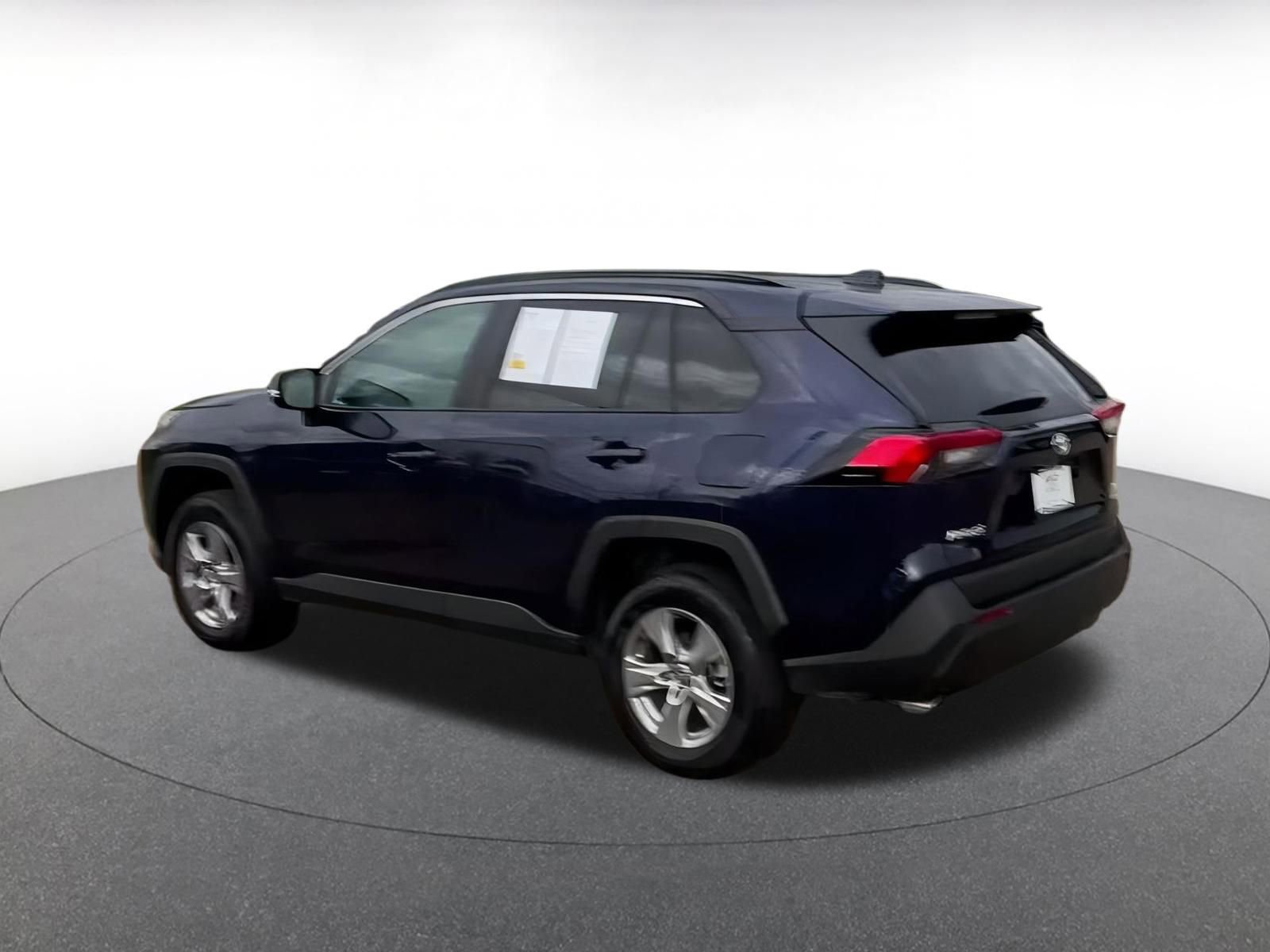 Used 2025 Toyota RAV4 XLE image 9