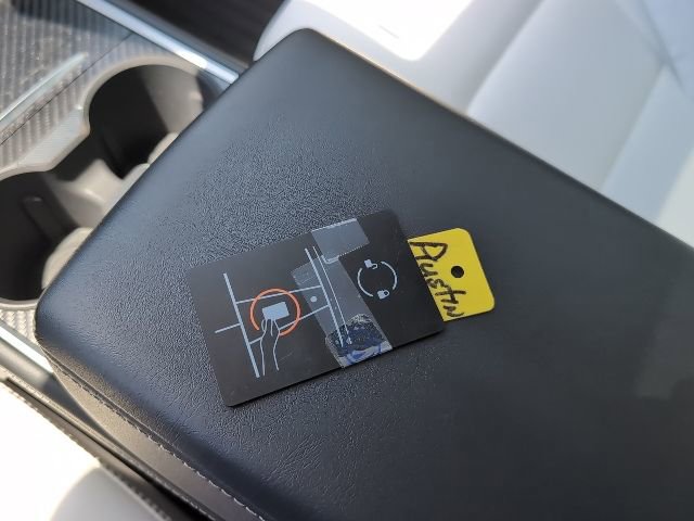 Used 2023 Tesla Model Y Performance AWD/4WD image 28