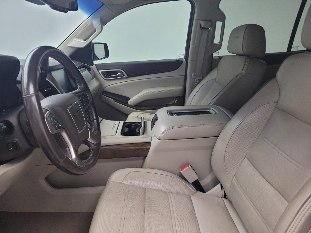 Used 2019 GMC Yukon XL Denali w/ Denali Ultimate Package AWD/4WD image 17