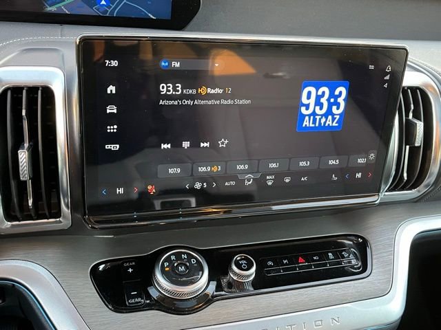 Used 2025 Ford Expedition Max Platinum image 27