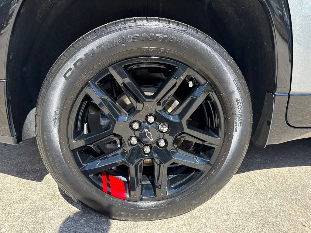 Used 2023 Chevrolet Traverse Premier w/ Redline Edition FWD image 53