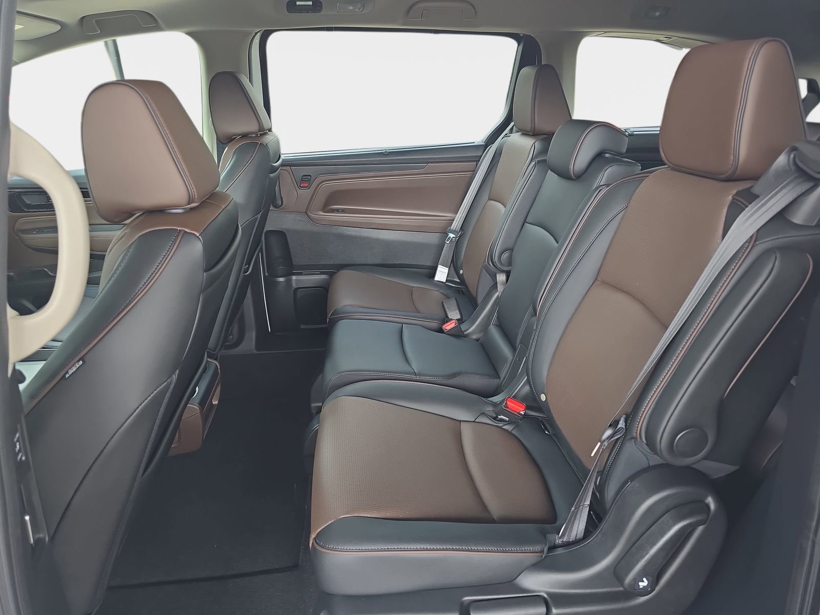 New 2026 Honda Odyssey Elite image 15