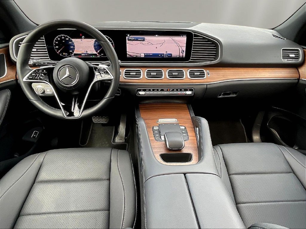 Certified 2025 Mercedes-Benz GLE 350 4MATIC image 9