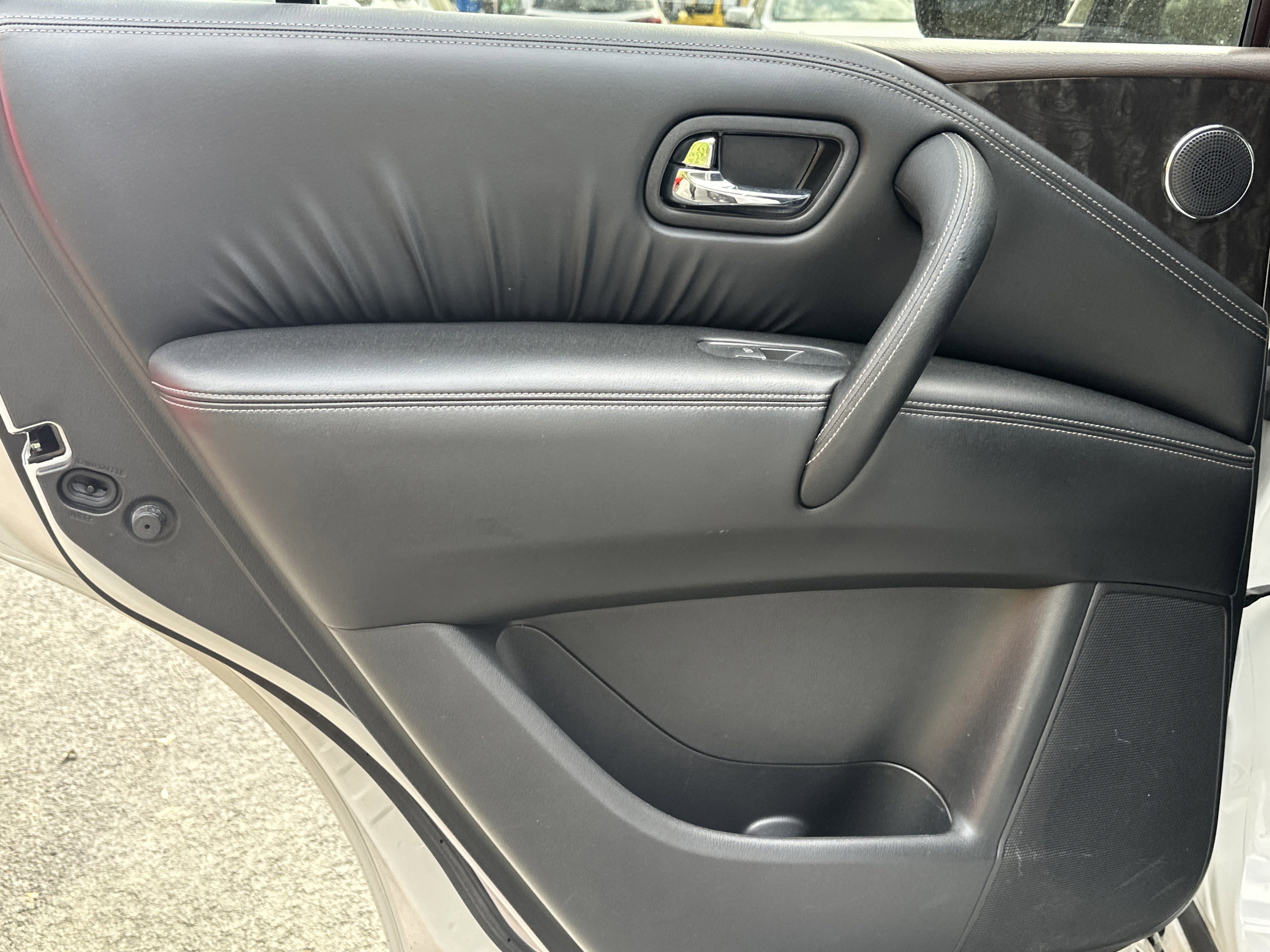 Used 2022 Nissan Armada Platinum w/ Captain's Chairs Package image 20